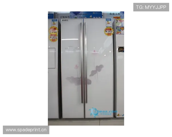 杨威家的冰箱里居然塞满了能量胶，连牛奶都没地方放